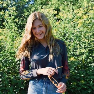 Meet your Posher, Lauren